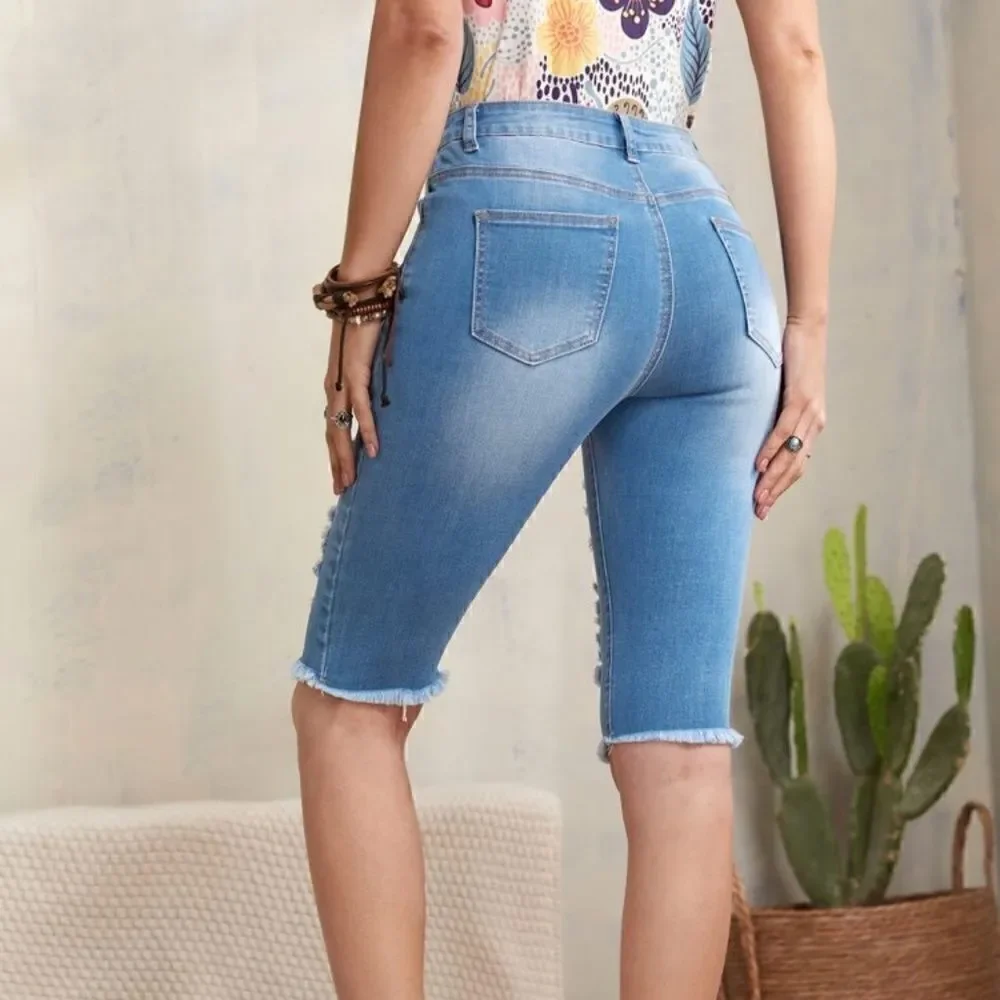 Distressed Thrashed Ripped Raw Hem Denim Long Shorts Shredded Women's Size 4